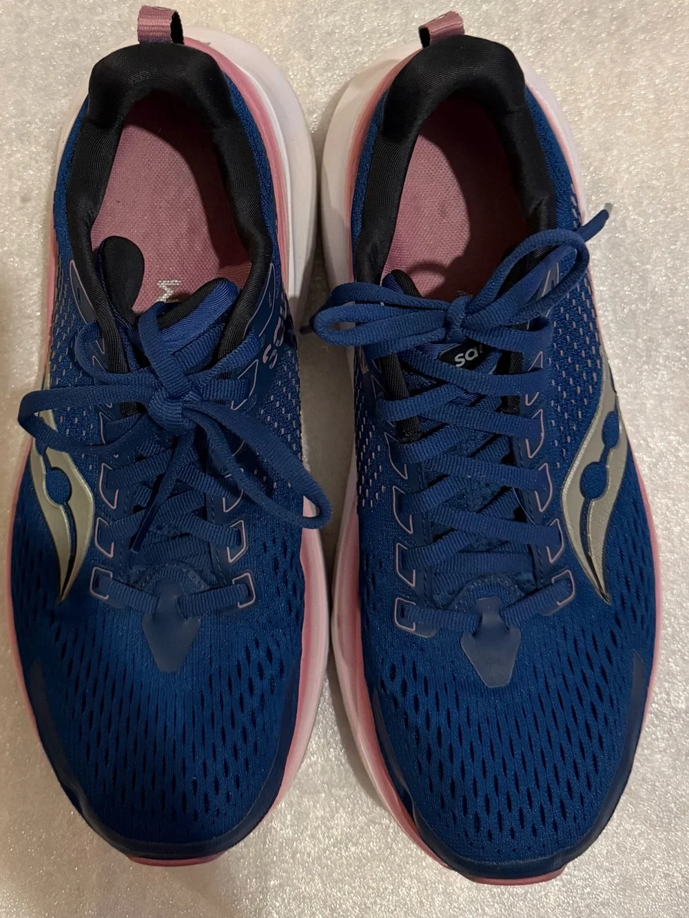 Saucony Blue and Pink Women's Athletic Running Shoes